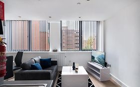 Stay Zeni, Alexandra Rise Manchester Smart Studio